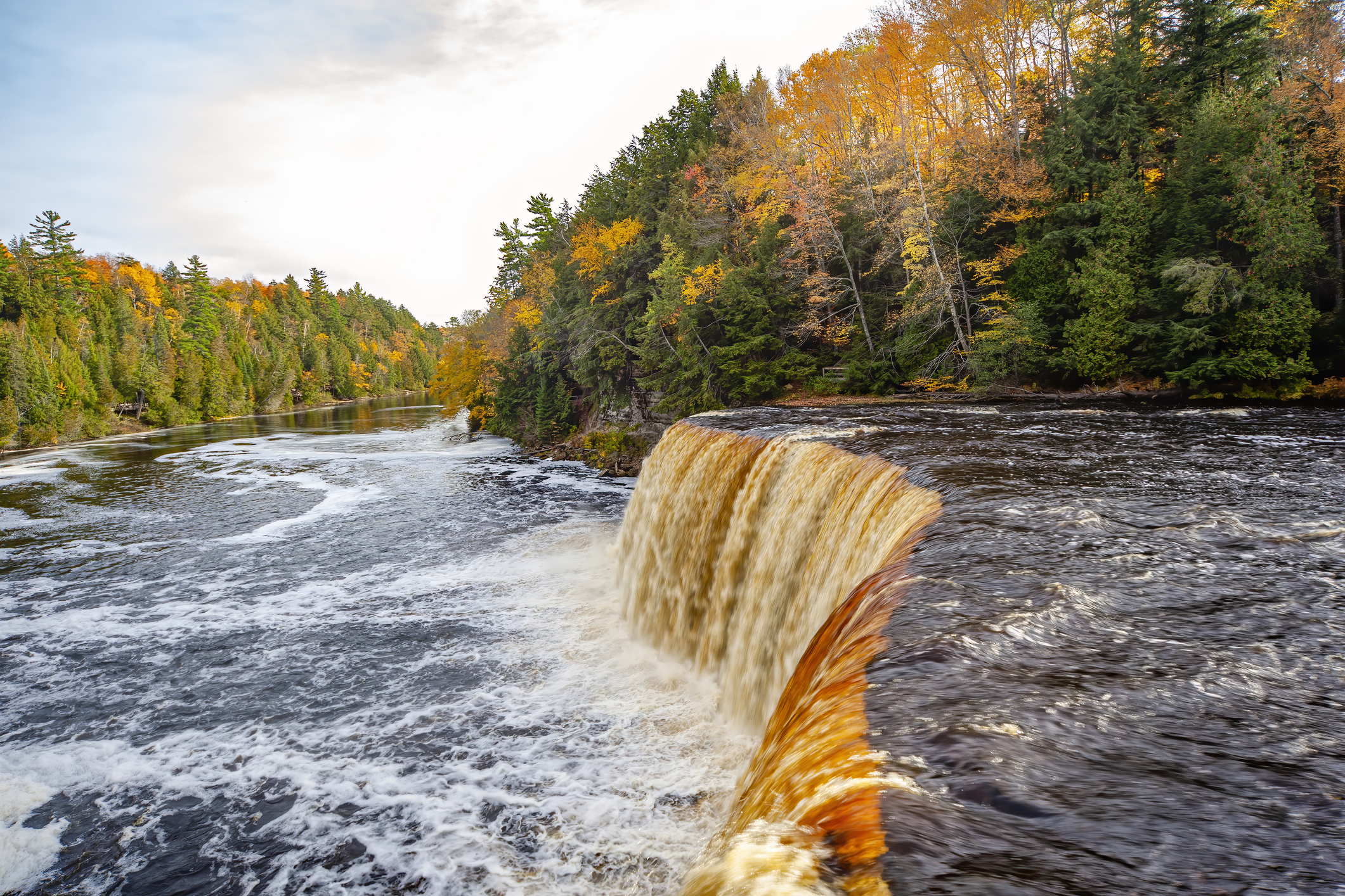 14 Michigan Destinations to Visit This Fall